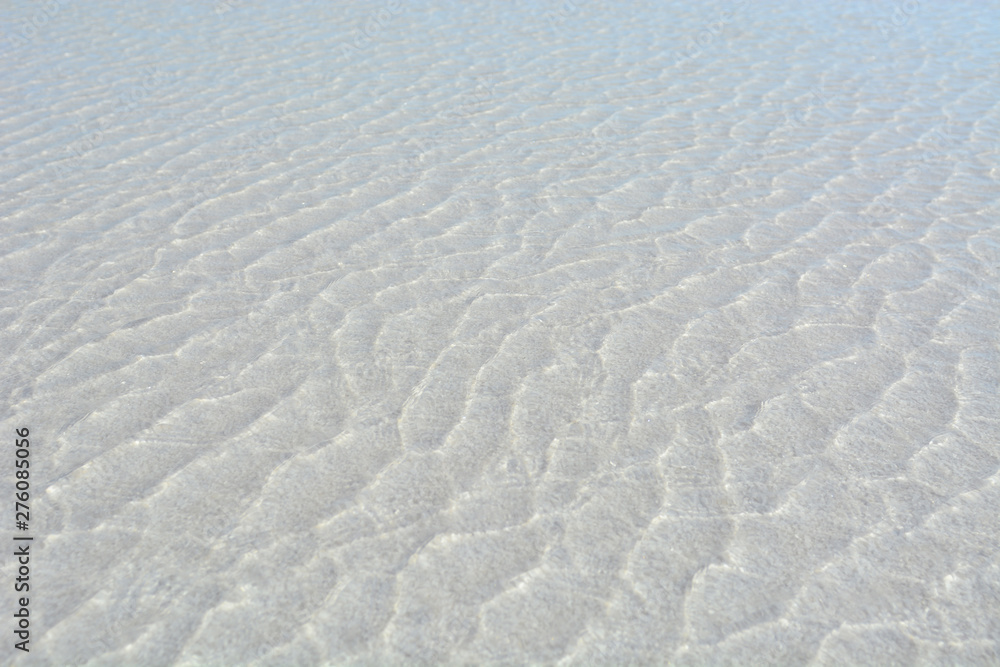 	 The texture of the Salt Lake