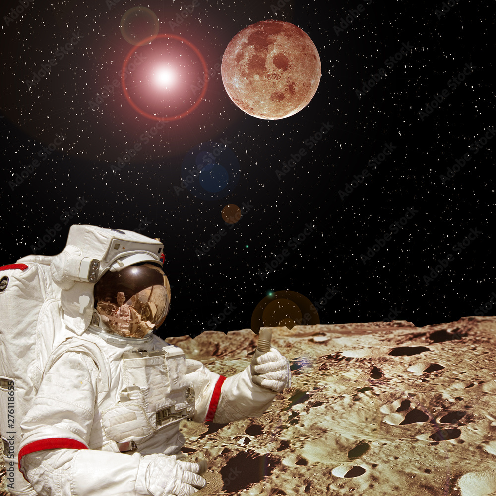 Obraz premium Astronaut. Space mission. Extrasolar planet. The elements of this image furnished by NASA.