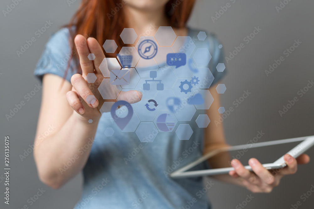 Obraz premium Cloud computing concept - connect to cloud