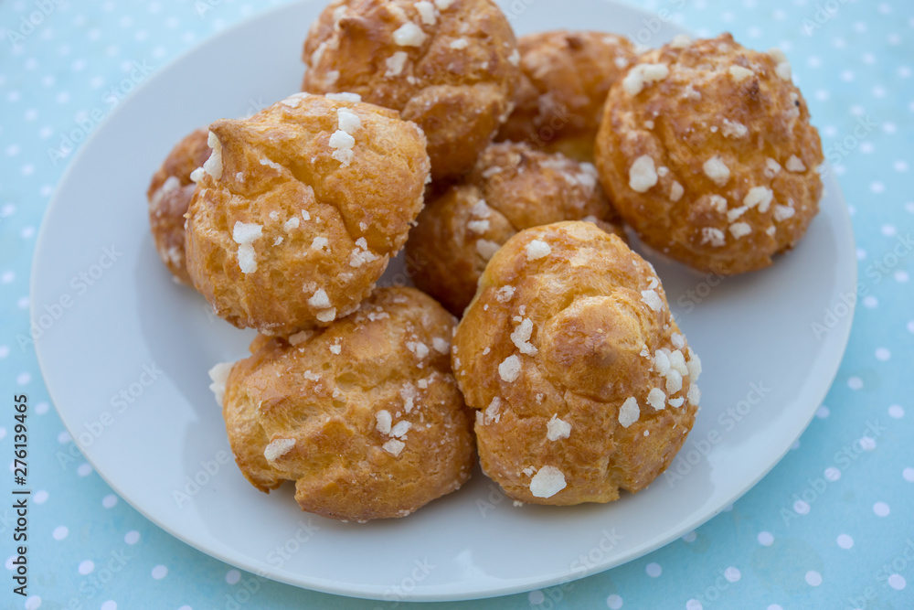 chouquettes