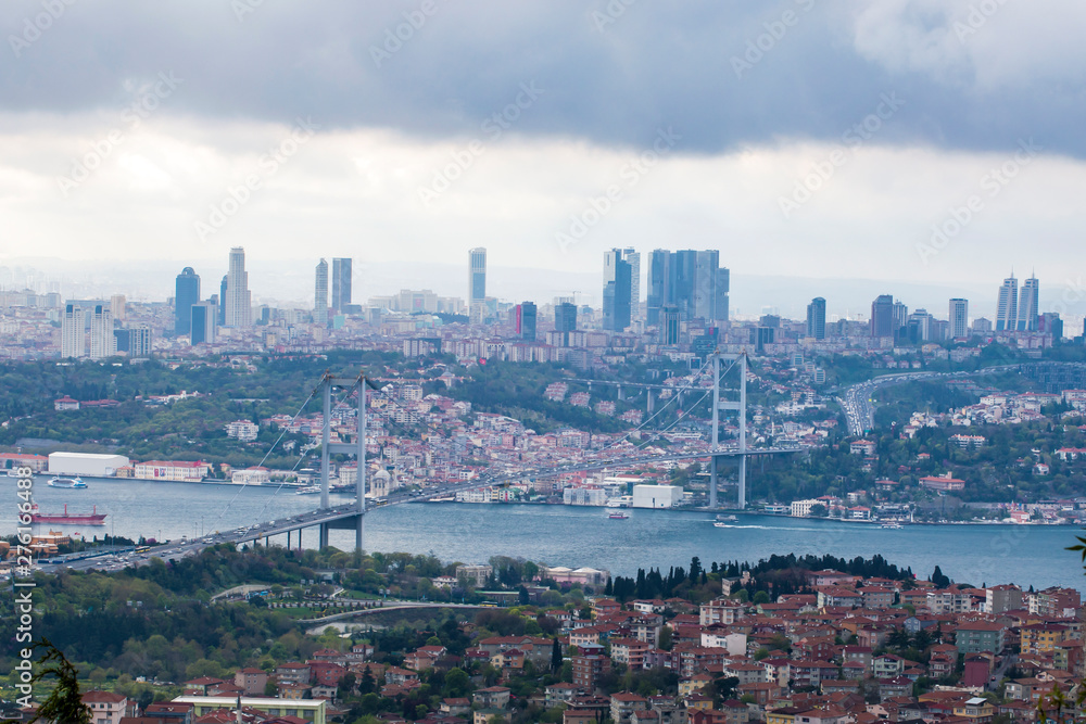 Fototapeta premium Cityscape Istanbul Bosphorus Bridge