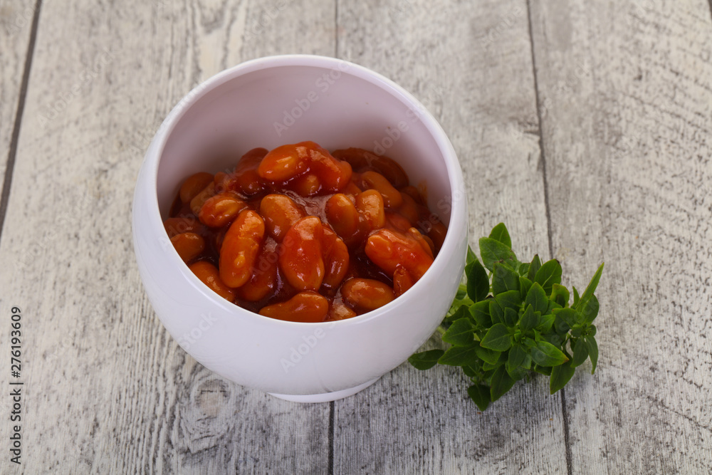 Baked kidney with tomato sauce Baked kidney with tomato sauce