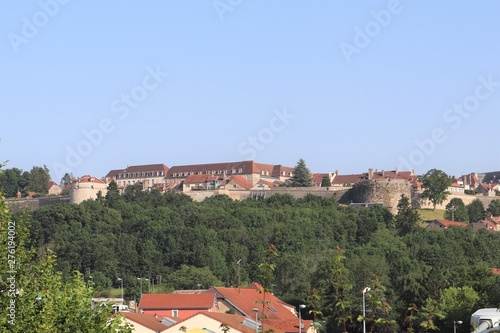 Ville de Langres - Fortifications et chemin de ronde - Département de la Haute Marne photo