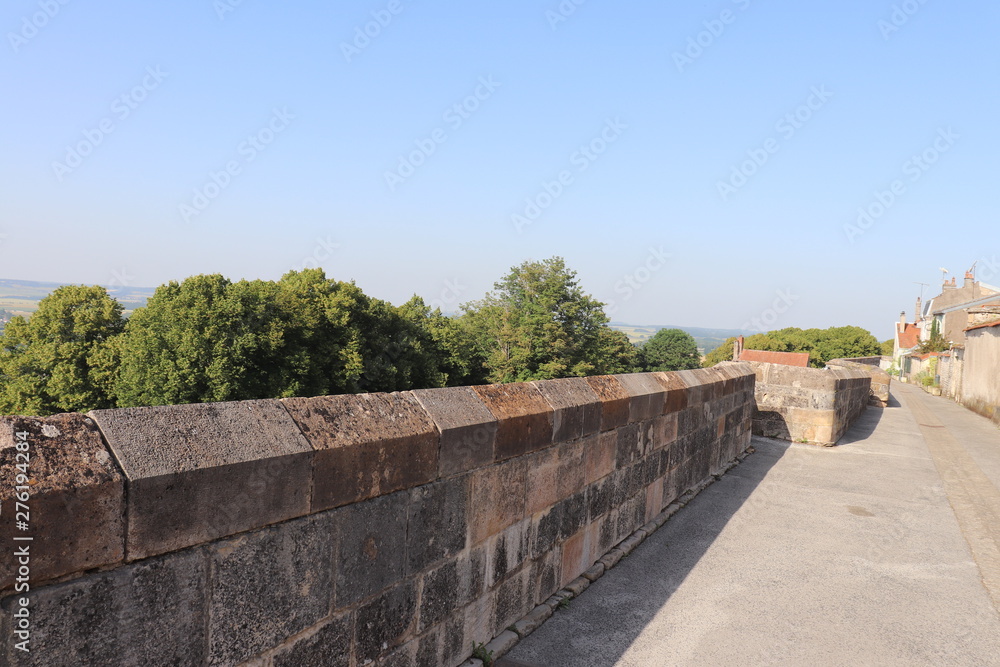 Ville de Langres - Fortifications et chemin de ronde - Département de la Haute Marne