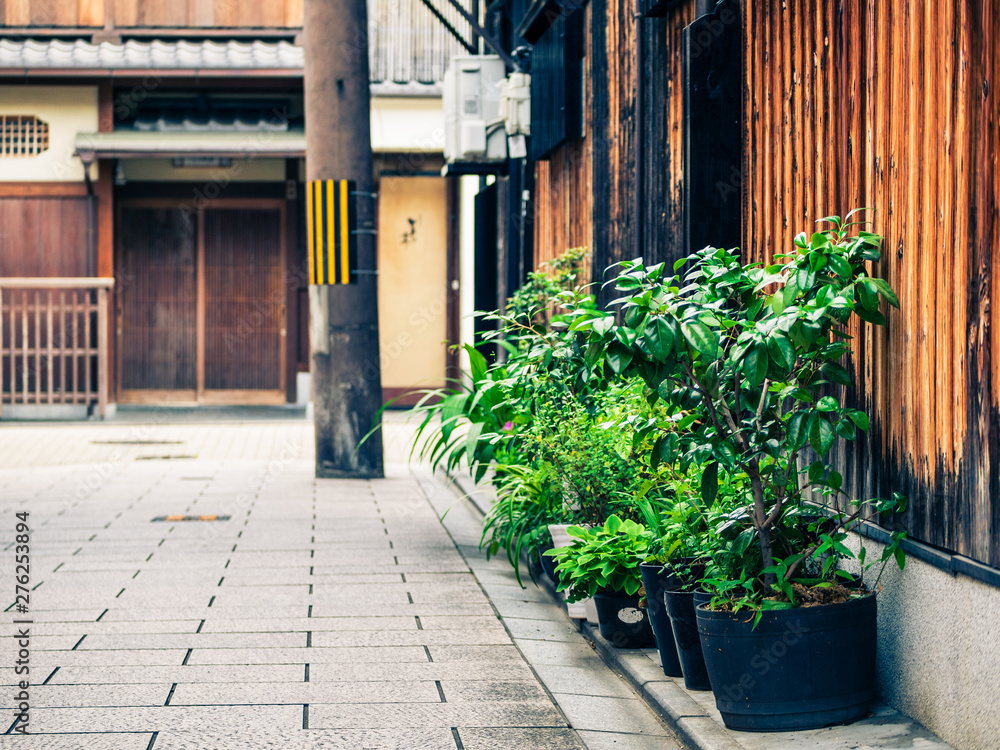 京都　祇園の路地