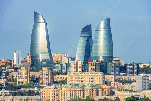 Obraz na płótnie 05/05/2019 Baku, Azerbaijan, Panoramic view of Baku city and image of Flame Towers in the middle of old buildings near the Caspian Sea coast w salonie