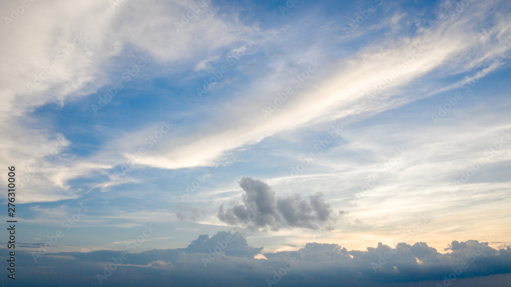 Obraz premium Sky and clouds after rain in the evening