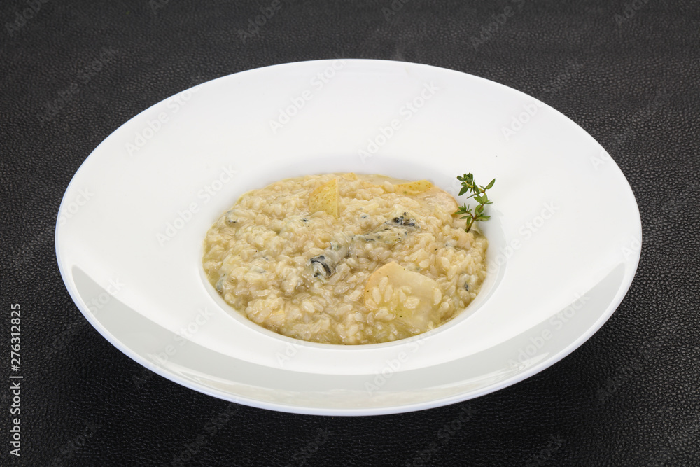 Risotto with pear and gorgonzola