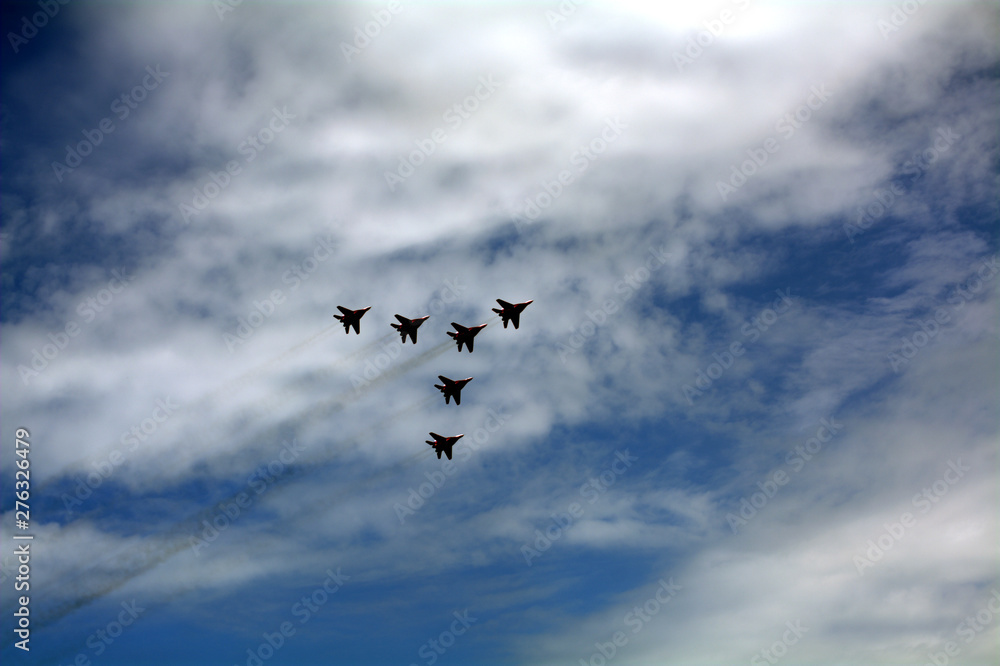 Obraz premium combat aircraft in the sky