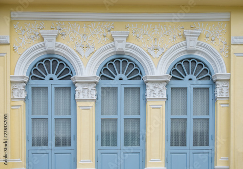 Beautiful and colorful window styles.