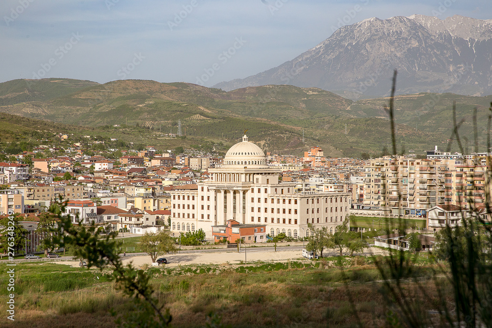 Obraz premium Universität in Korça, Albanien