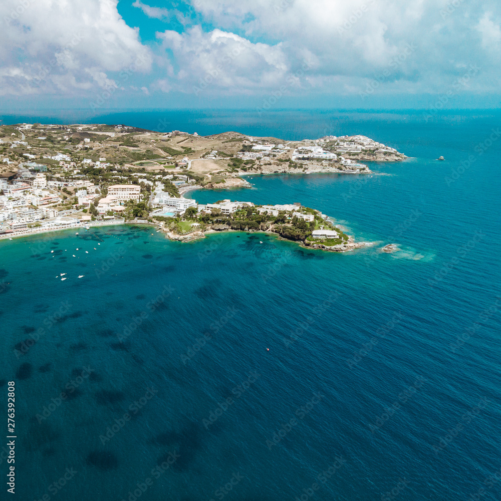 Prise de vue aérienne de la côte en Crète en Grèce