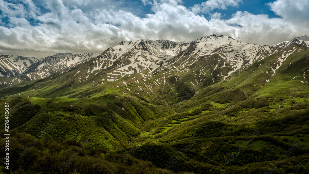 Obraz premium A stunning mountain landscape. Zangezur Mountains. Armenia