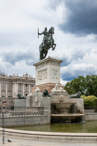 Plaza Oriente estatua Felipe III