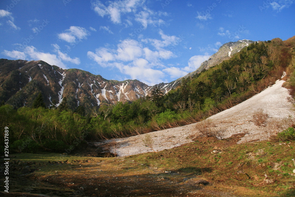 南アルプス　白峰三山テント縦走　白根御池から北岳を仰ぎ見る