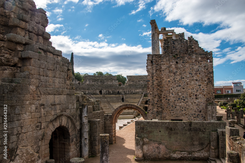Obraz premium The Roman ruins of Archaeological Ensemble of Mérida, Spain