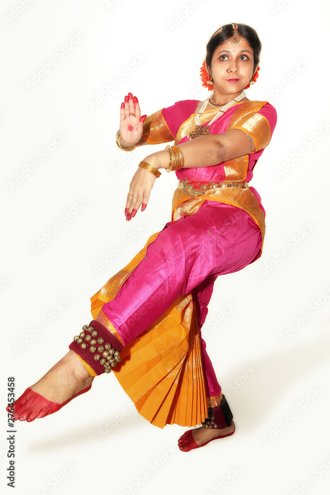 Premium Photo | Beautiful girl dancer of indian classical dance  bharatanatyam