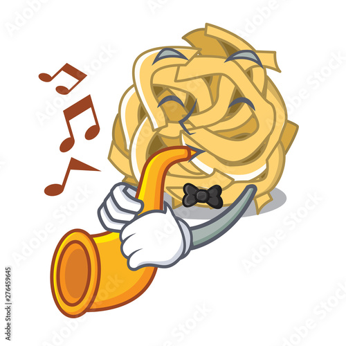 With trumpet fettuccine is cooked in character pan
