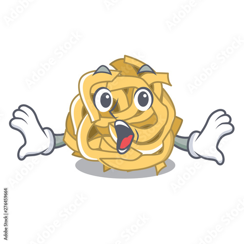 Surprised fettuccine is cooked in character pan