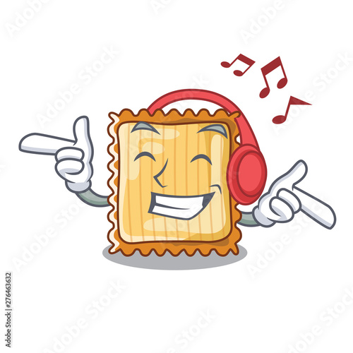 Listening music lasagne is cooked in mascot oven