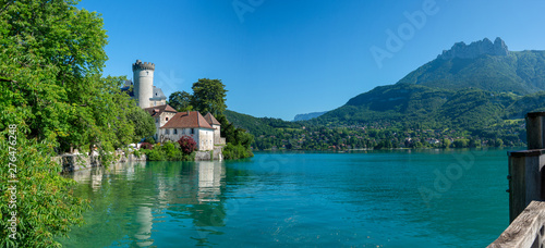 Fototapeta Naklejka Na Ścianę i Meble -  medieval castle on Annecy lake in Alpes mountains, France