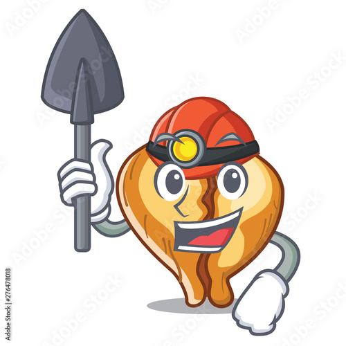 Miner tortellini is served in cartoon board