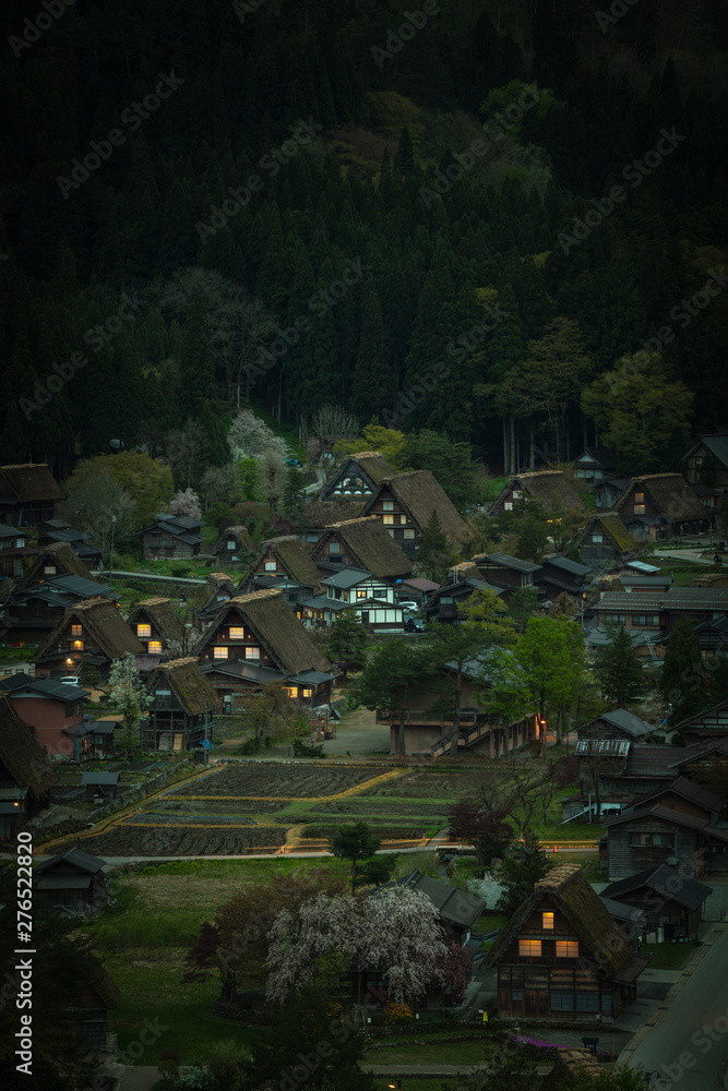 岐阜県 白川郷 春 夜景 岐阜県 白川郷 春 夜景