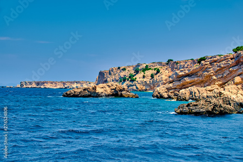 Fototapeta Naklejka Na Ścianę i Meble -  Mediterranean sea coast of pserimos island greece