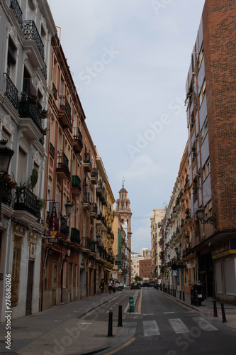 Fototapeta Naklejka Na Ścianę i Meble -  old street in valencia