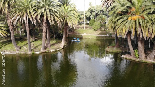 Fototapeta Naklejka Na Ścianę i Meble -  Lago Lanchas Lanchitas Parque Rodo Montevideo Uruguay