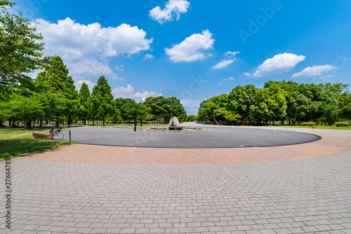 Wallpaper Mural 初夏の舎人公園の風景 Torontodigital.ca