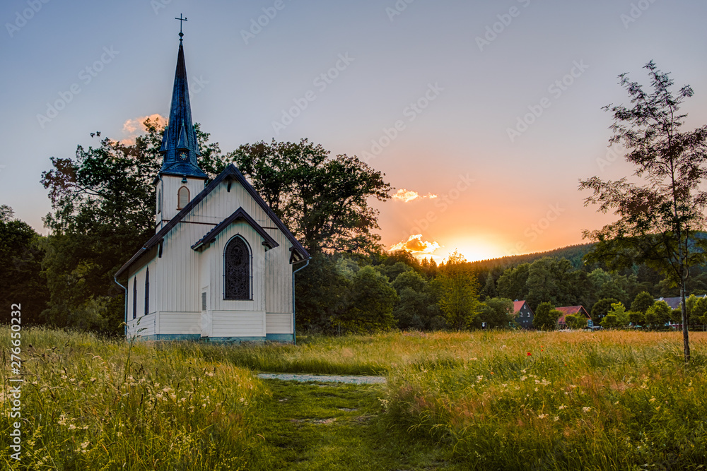Holzkirche Elend im Harz Abendstimmung Sonnenuntergang