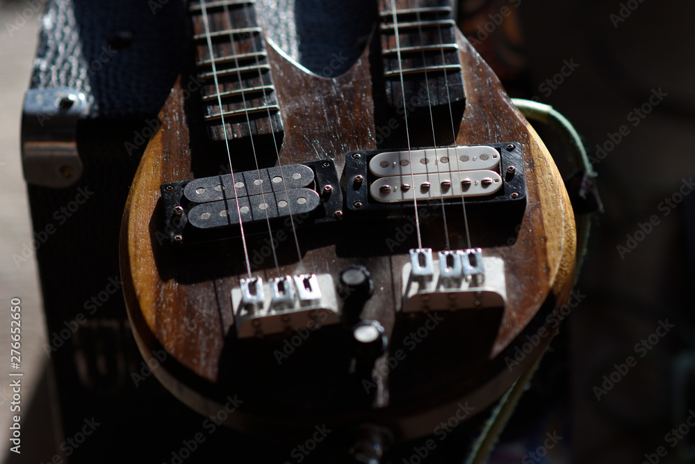 Fototapeta premium thai electric mandolin make by wooden.