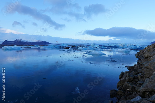 Iceland beautiful Jökulsárlón glacier lagoon before sunrise during winter