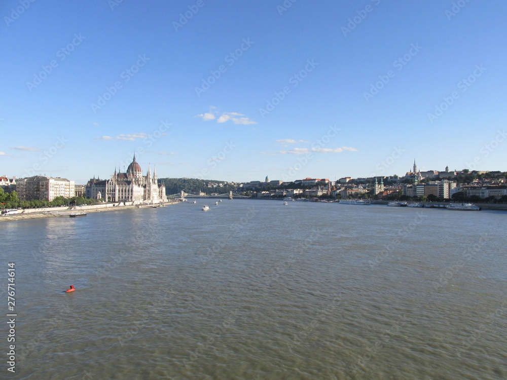 The Danube with Országház (Hungarian Parliament) and Széchenyi Lánchíd in Budapest, Hungary