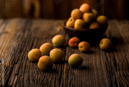 organic apricot