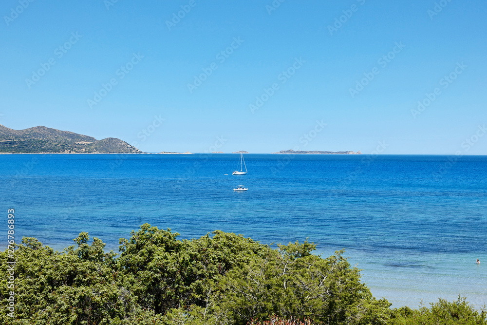 Sardinien Segelboot bei Villasimius Sardinien Segelboot bei Villasimius