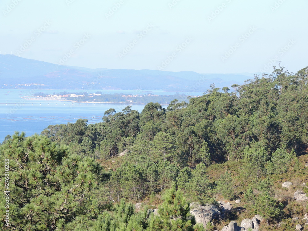 Vistas desde lo alto del monte de Sidarella en San Vicente (O Grove, España)