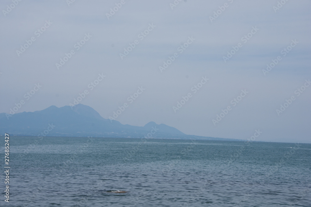 海 海