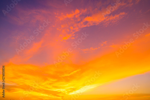 Fototapeta Naklejka Na Ścianę i Meble -  Fiery orange sunset sky. Beautiful sky..