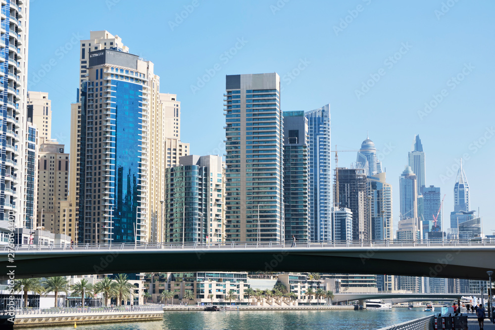 Obraz premium Dubai cityscape at daylight