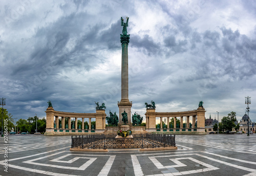 Heroes Square (Hosok Tere),one of the major squares in Budapest noted for its iconic statue complex.
