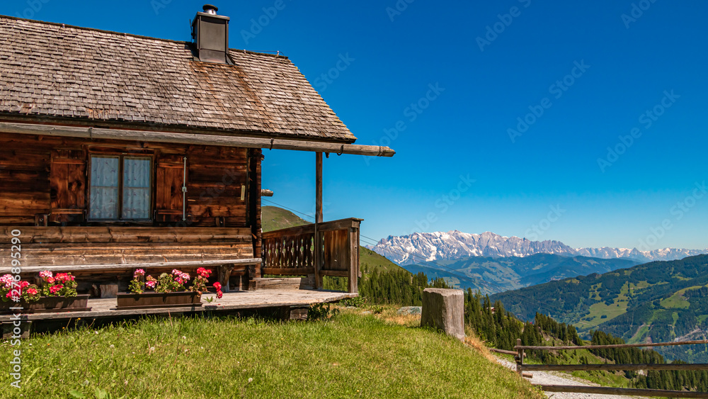 Fototapeta premium Beautiful alpine view at Rauris, Salzburg, Austria