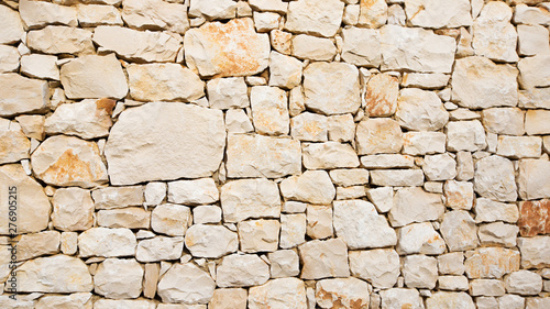 mur en pierres sèches