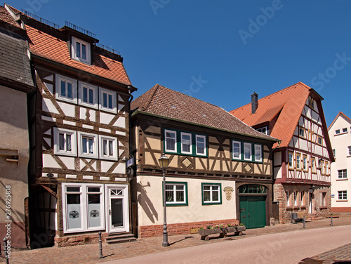 Fachwerkhäuser in der Altstadt von Obernburg in Unterfranken, Bayern, Deutschland 