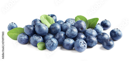 Fotografija Fresh raw tasty blueberries with leaves isolated on white