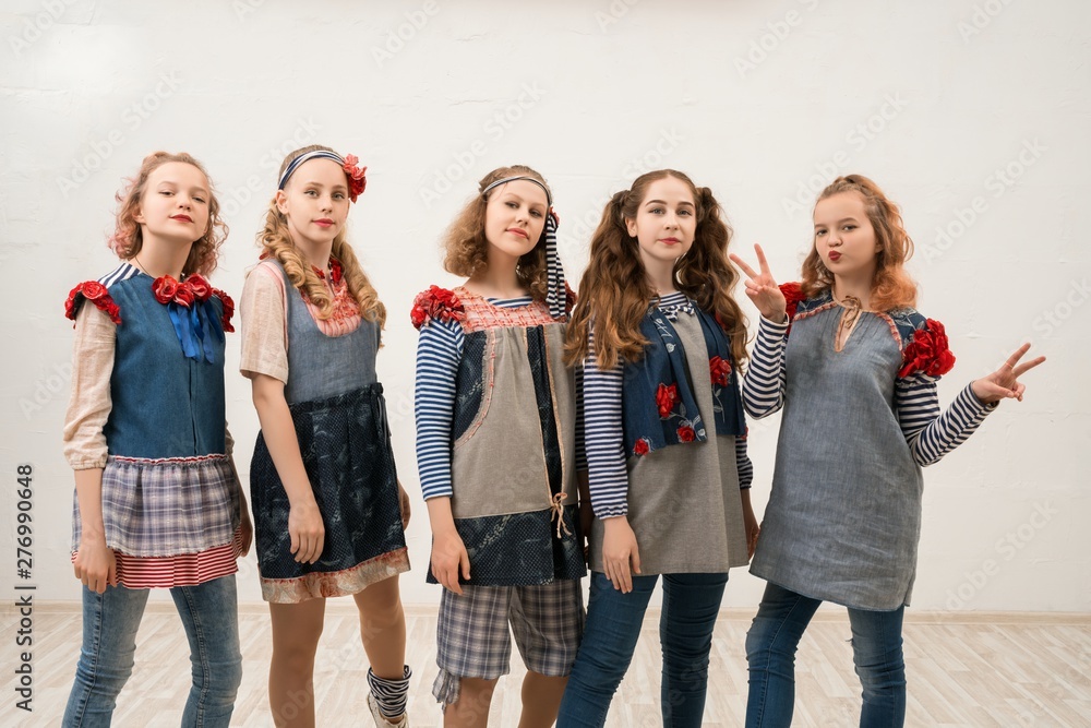 Obraz premium Pretty girls in original style costumes shot
