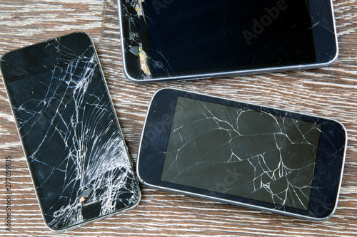 Repair of mobile phones. Broken phone display.