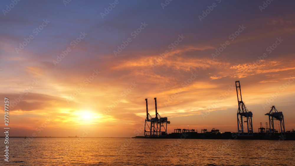 Fototapeta premium Harbor Industrial Sunset