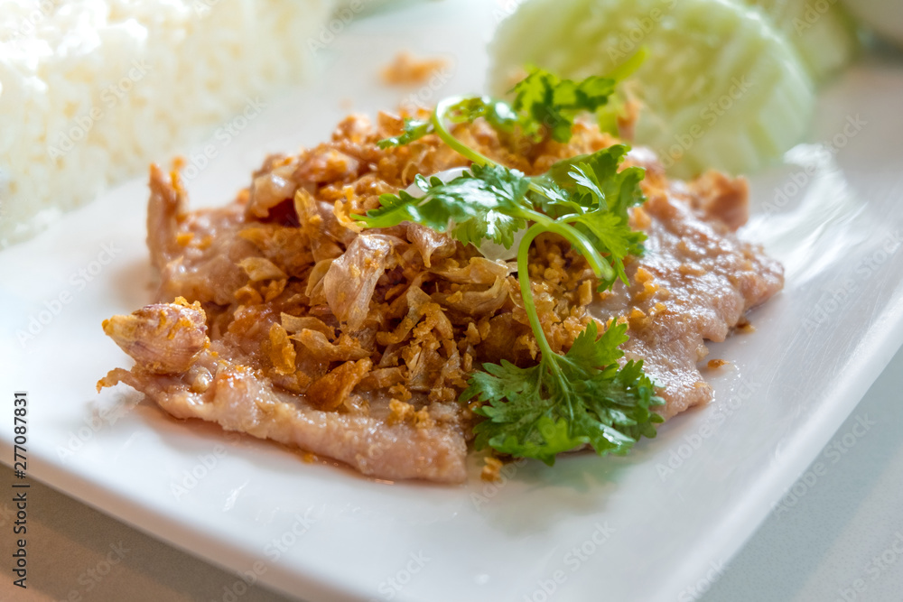 Fried pork with garlic and pepper is one menu of the people who like to eat most of Thailand. Fried pork with garlic and pepper is one menu of the people who like to eat most of Thailand.